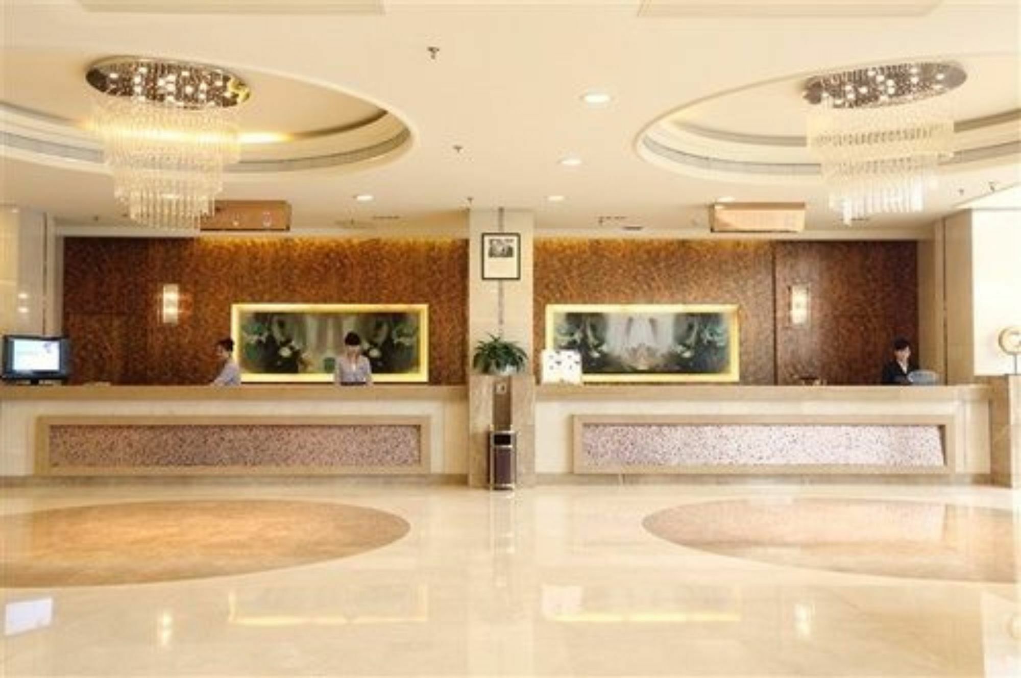 Qingdao Kuaitong International Hotel Exterior photo